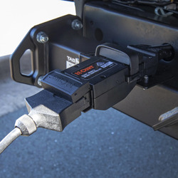 CURT Echo Mobile Trailer Brake Controller (12V / Pin 2)