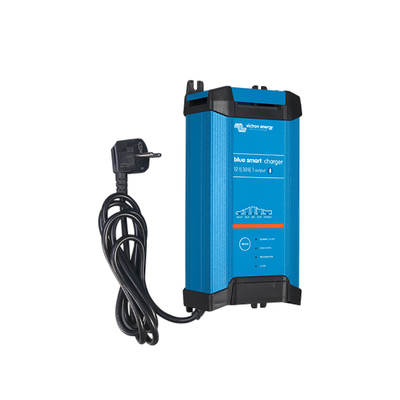 Blue Smart Ip22 Charger 12/30 (1) 