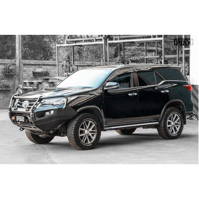 Piak Elite Post Bar To Suit Fortuner 2016 With Black Recovery Points and Orange Under Body Protection