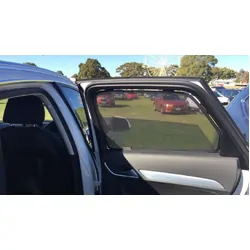 Audi Q3 1st Generation Front Windscreen Sun Shade (Typ 8U; 2011-2018)