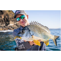 Gulp Salty Nipper 2.5inch Bloodworm