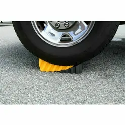 Camco Curved Leveler & Wheel Chock. 44423