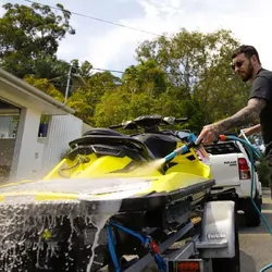 Salty Captains Wash & Flush Rescue Package 1L (Boxed)