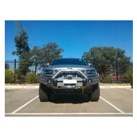 Ironman Deluxe Commercial Bullbar to Suit Jeep Grand Cherokee WK2 Diesel Laredo without Quadra-Lift Suspension