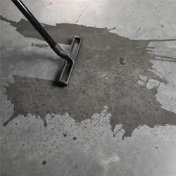 Kincrome Wet & Dry Garage Vacuum 20L 240V/1250W