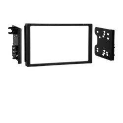 06-11 Holden Barina Fascia (Dd)