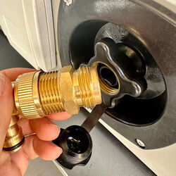 Flat Out Water Inlet Thread Converter 3/4" NPT m To 12mm Snap On Brass w/ Swivel