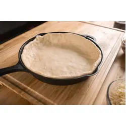 Camp Chef 12'' Seasoned Cast Iron Skillet