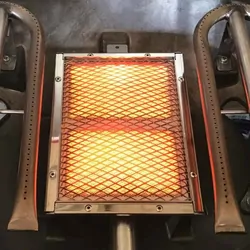 Gasmate Odyssey 3T Sear Zone Bbq - Red