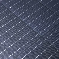 Hard Korr 250W Portable Solar Blanket W/20A Lithium Compatible Regulator