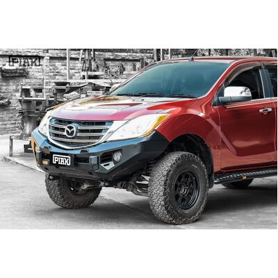 Piak Elite No Loop Bar To Suit Mazda BT50 2013 With Orange Recovery Points and Black Under Body Protection 