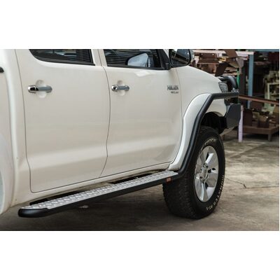Piak Side Steps Curved Down AL Checker Plate Silver To Suit Toyota Hilux 2005-2015