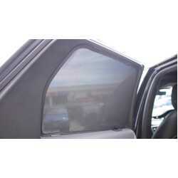 Land Rover Discovery Sport Car Rear Window Shades (2014-Present)*