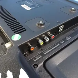 RV Media Evolution Full HD Smart TV/PVR 32"