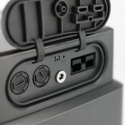 Dometic PLB40 - Portable Lithium Battery