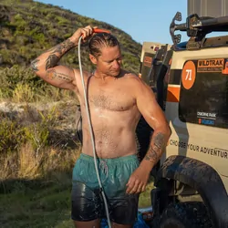 Wildtrak 12V Camp Shower With Mesh Bag Ac Cc6003