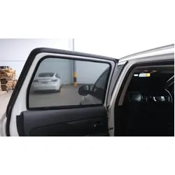 Mitsubishi Outlander 3rd Generation Rear Windscreen Shade (2012-2021)