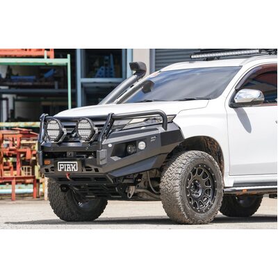 Piak Pajero Sport QF Elite Post Bar with Black Under Body Protection & Black Recovery Points