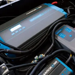 Hard Korr 2000W Pure Sine Wave Inverter Ac Switching