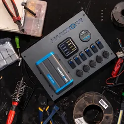 Hard Korr 12V Power Control Hub W/25A Dc-Dc Charger