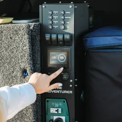 Adventurer System 40Ac 40Dc 2000X Inc Simarine (Passenger Side)