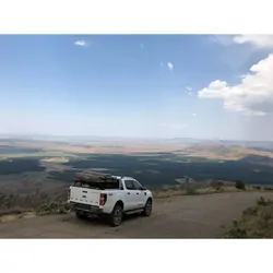 Front runner Ford Ranger Wildtrak/Raptor (2012-Current) Roll Top Slimline II Load Bed Rack Kit