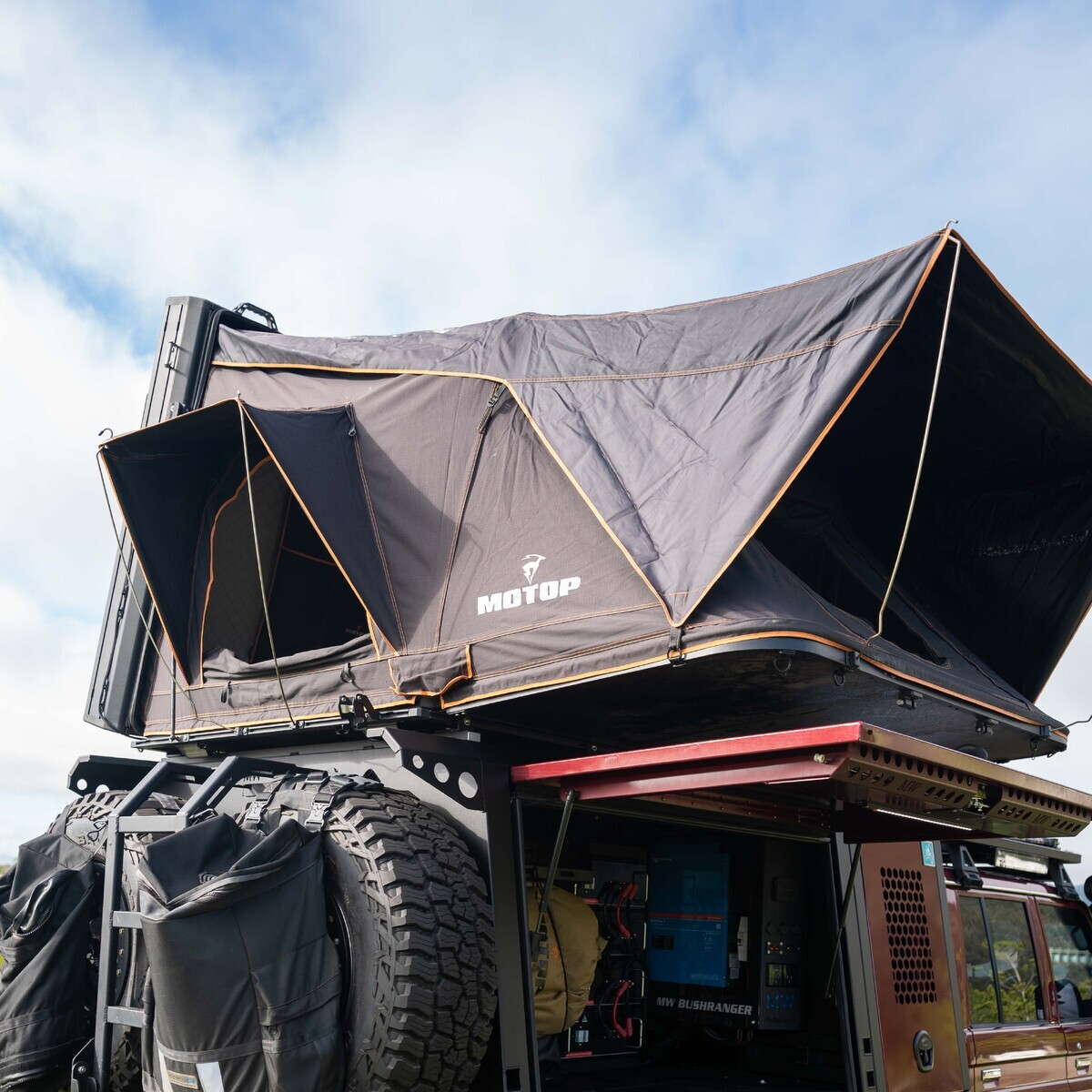 MOTOP Foldout Roof Top Tent Outback Equipment