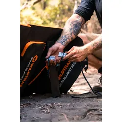 Wildtrak Folding Solar Blanket 240W With Stand
