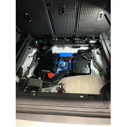 Dual Battery Tray / Accessory Platform : Land Rover Defender 90 & 110 body variants: All Models