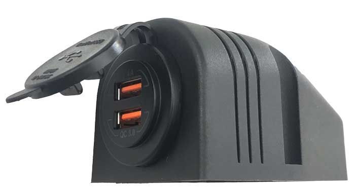 12/24V Qc3.0/2.4A Usb Socket Surface Mount Blue Led Rated 5V 2.4A & 3.6-12V 3.0A