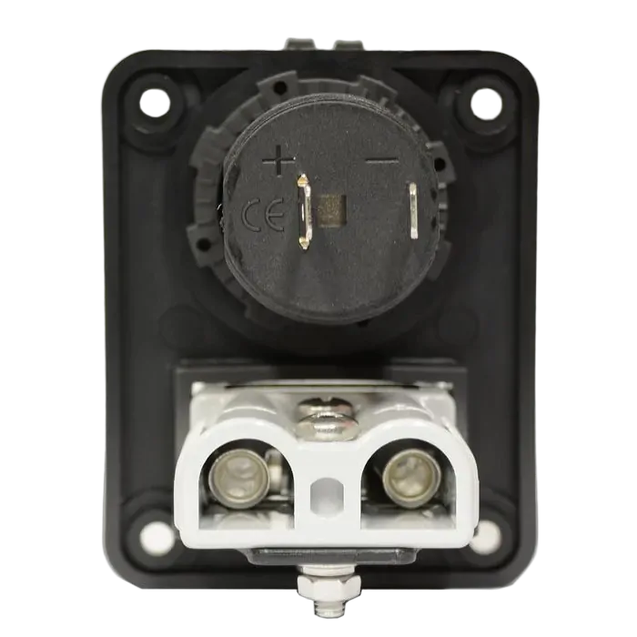 50A Connector & Usb H/O Panel Usb Output: 3.0 & 2.4A Grey Plug And Black Panel