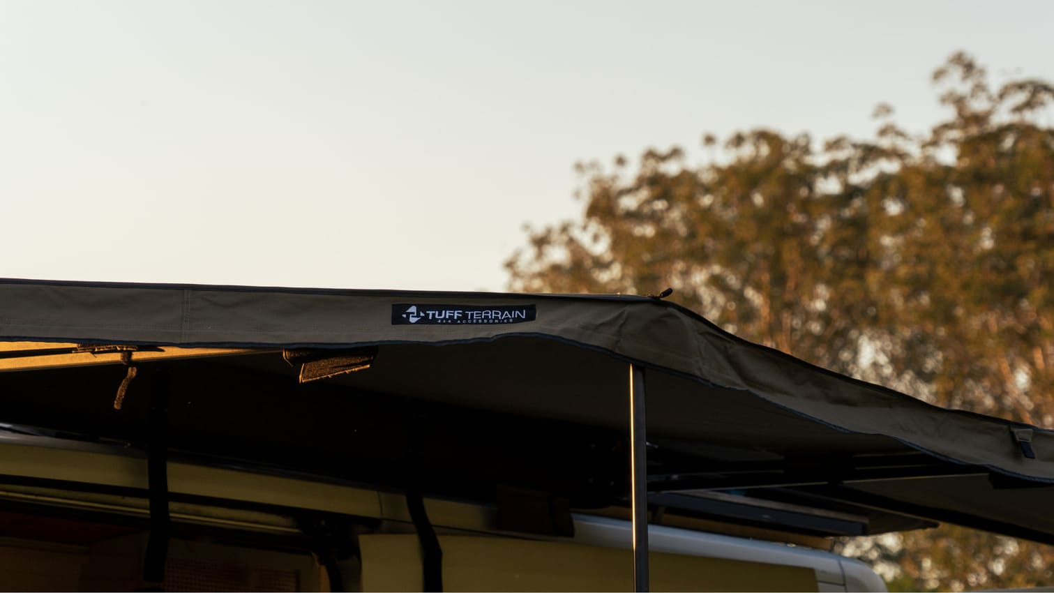 Materials and durability of 4wd van awnings