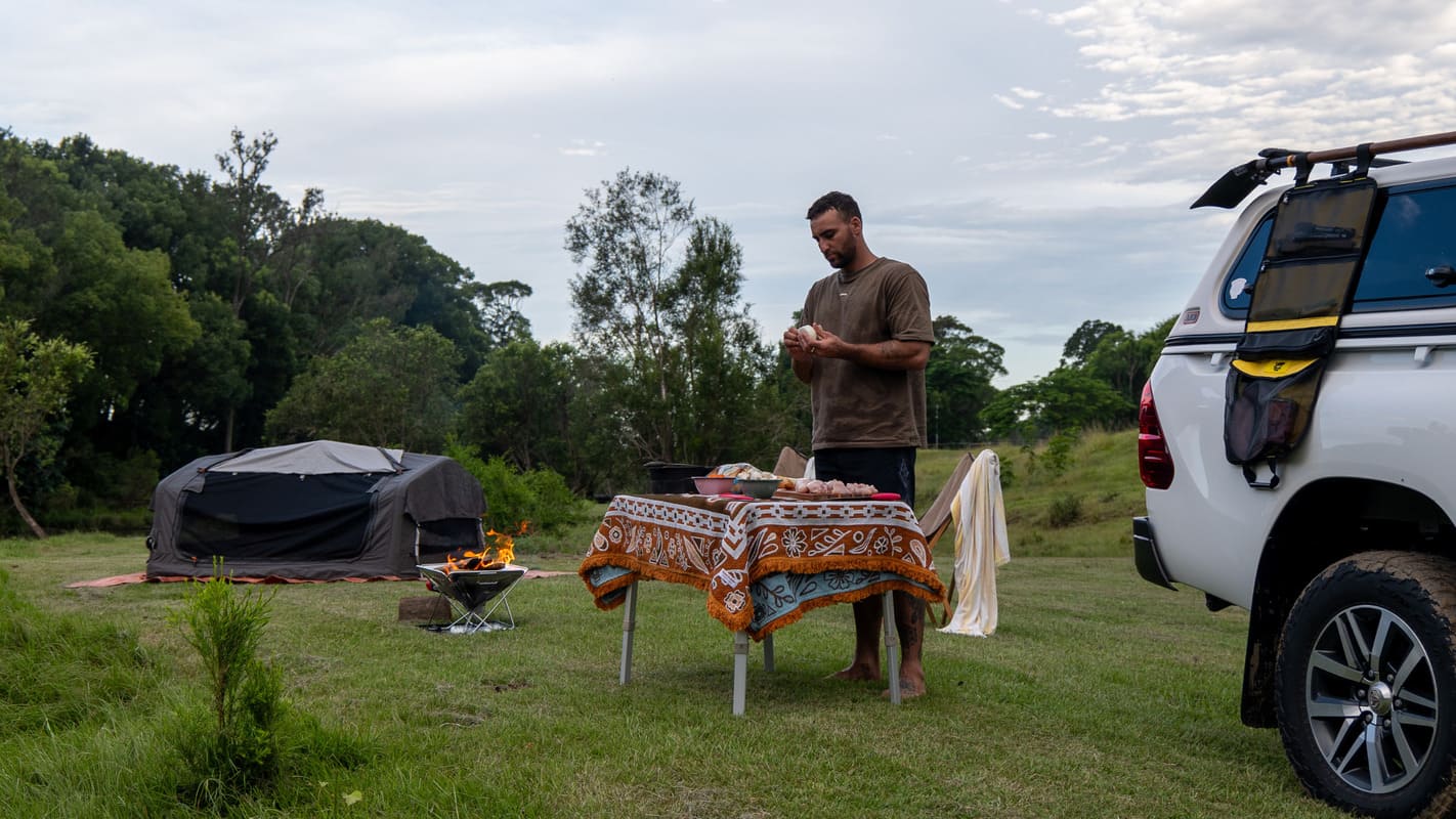 Setting up camp oven