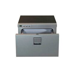 Isotherm Drawer Cruise16 Refrigerator 16L Black