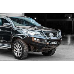 Piak Elite Post Bar To Suit Fortuner 2015 With Black Recovery Points and Black Under Body Protection
