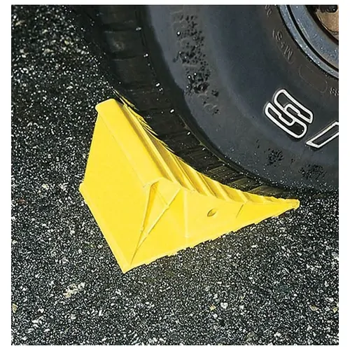 Camco Wheel Chock - Suitable For 26" Wheel Diameter