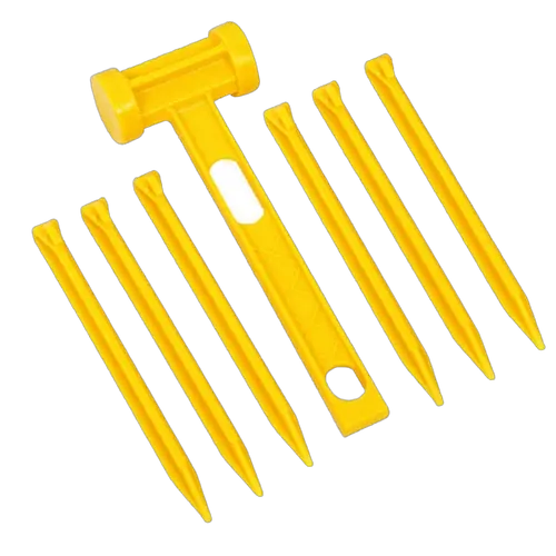 Wildtrak Plastic Pegs And Mallet Set 7 Pce