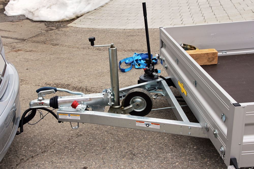 How to tow a trailer like a pro.