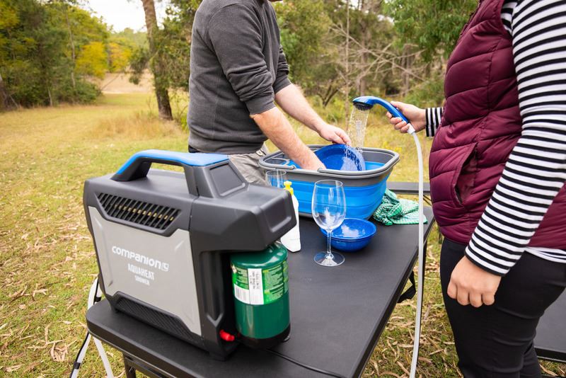 How to wash dishes camping.