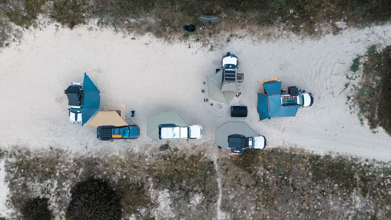 How to Choose: Comparing the Right 4x4 Awnings for Your Setup (2025 Guide) 